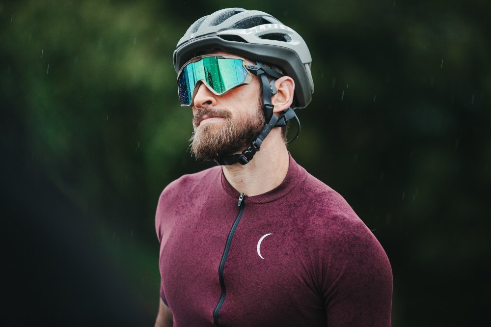skal jeg køre med cykelhjelm?